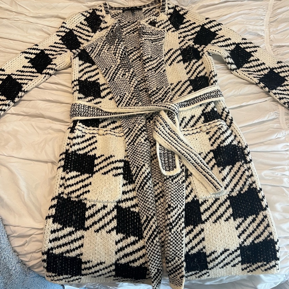 White House Black Market coat Sz SM